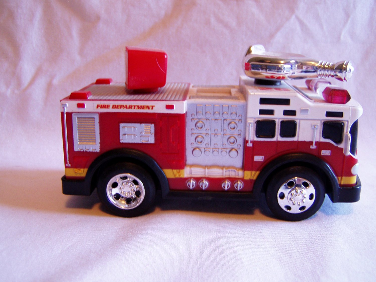 fire engine lights and sounds