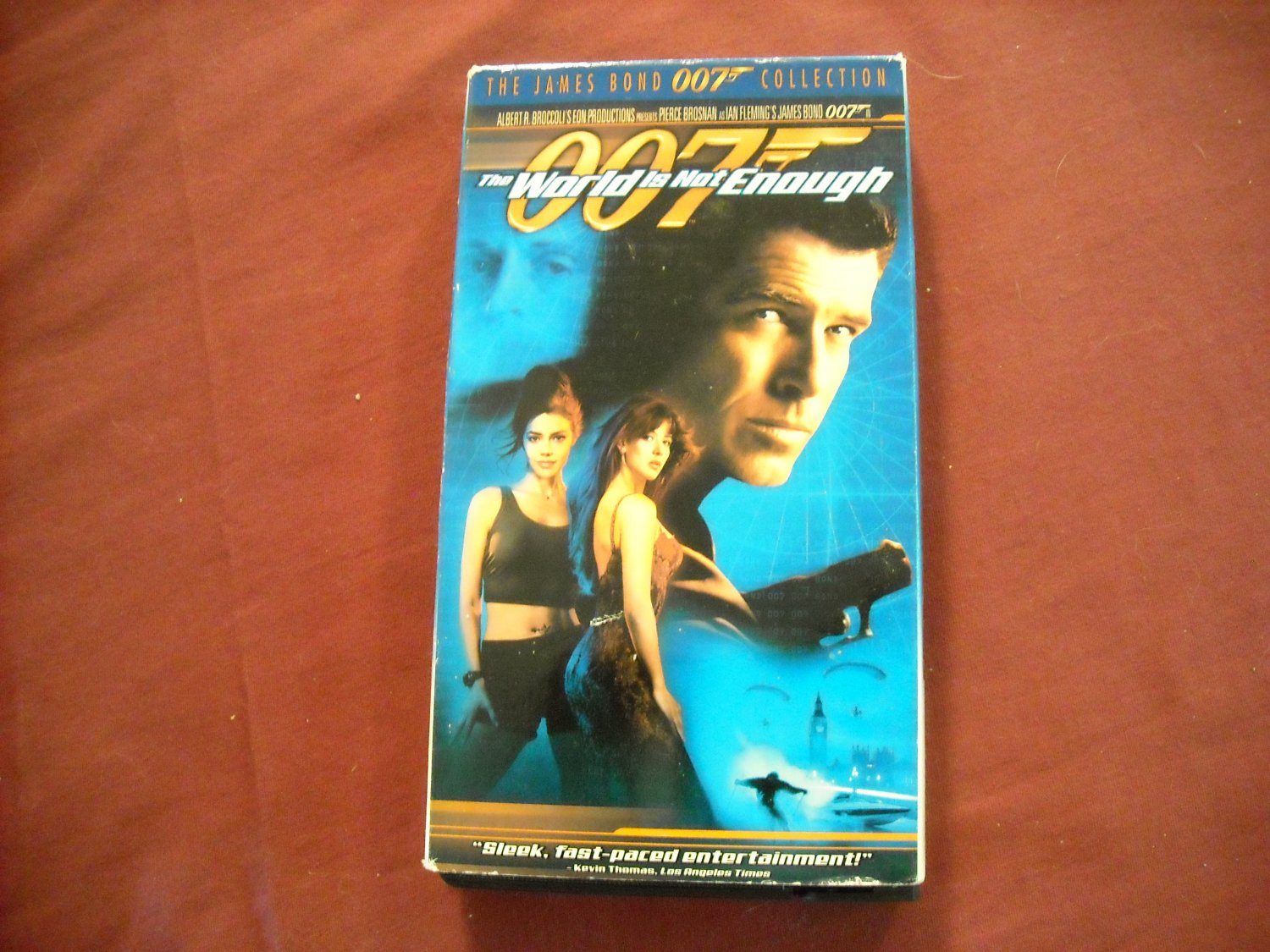 The World is Not Enough - James Bond 007 Collection VHS Pierce Brosnan ...