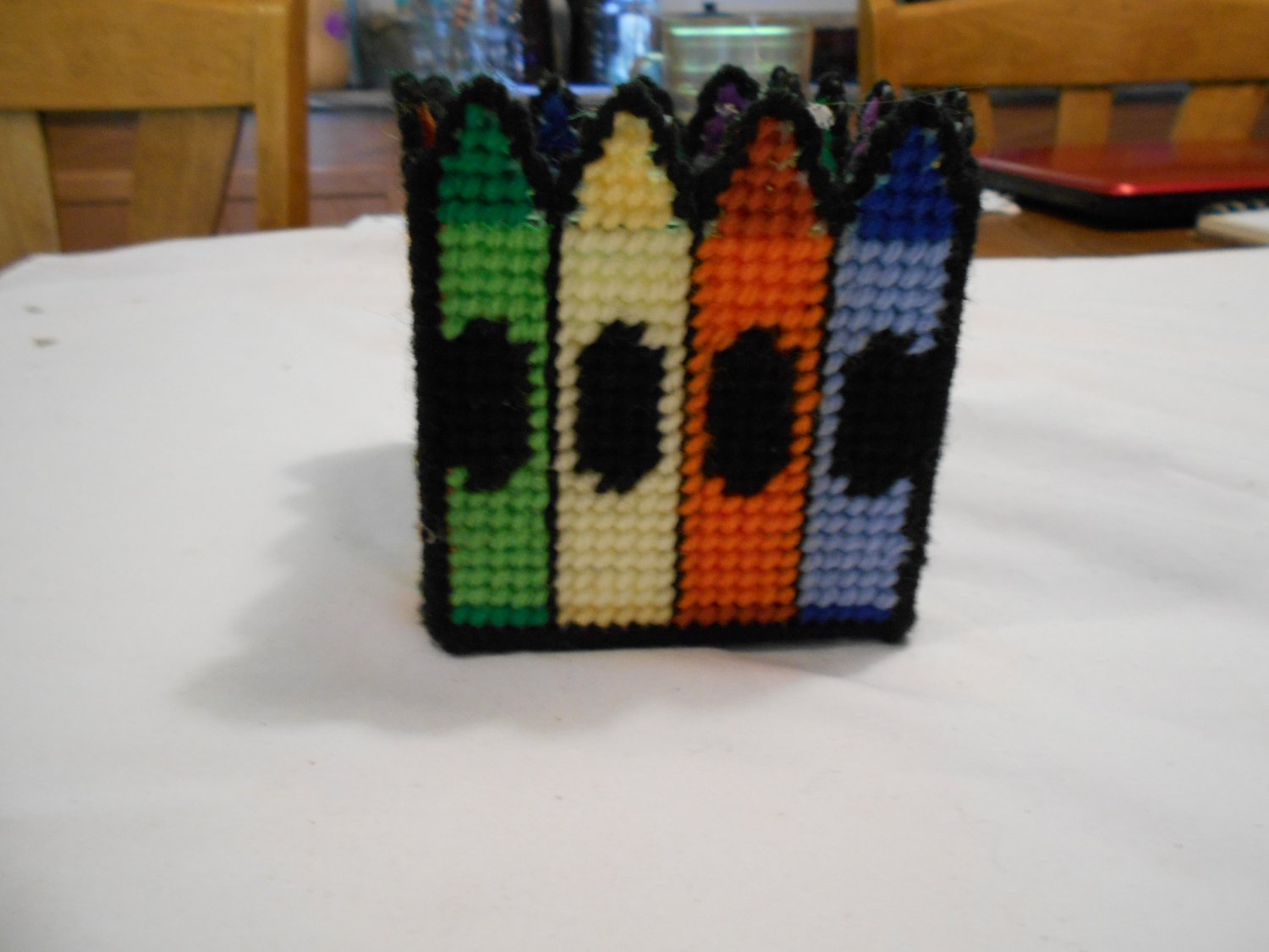 Handcrafted Plastic Canvas Crayon Box Holder (BB59) (PL) Crafts, Handmade