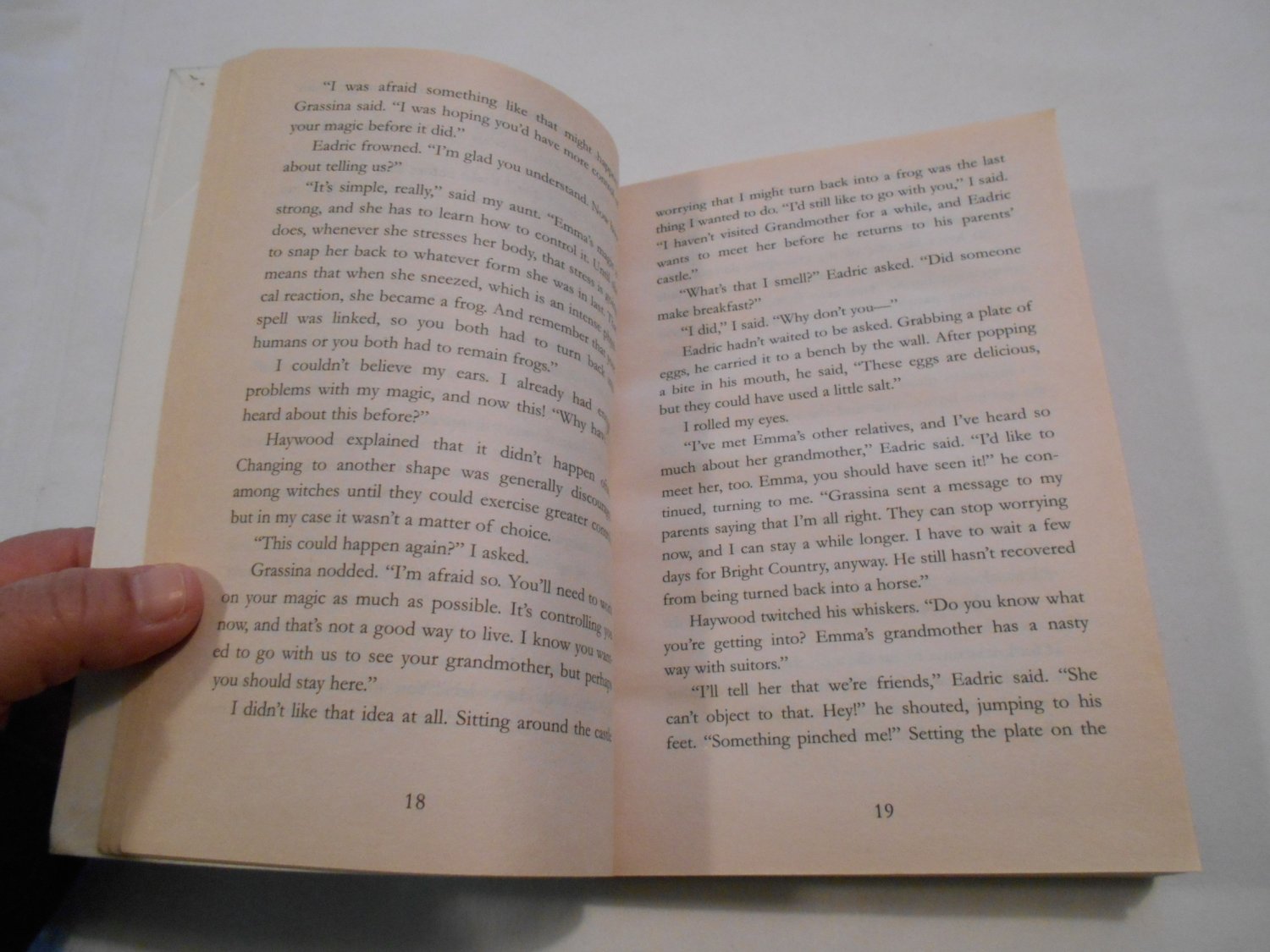 Dragon's Breath by E.D. Baker (2005) (B6) The Tales of the Frog ...