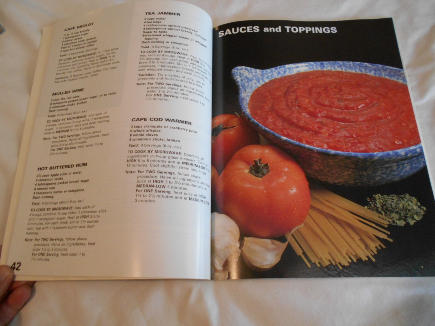 Convection Microwave Oven Cookbook (1985) (B24) Product Service No