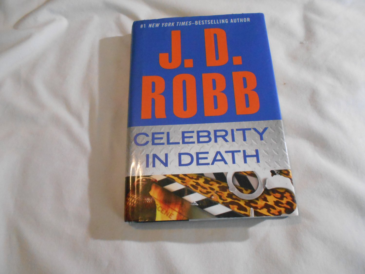 Celebrity in Death by J.D. Robb, Nora Roberts (2012) (145) In Death #34, Romantic Suspense