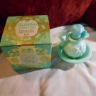 AVON Victoriana Pitcher & Bowl Skin So Soft Bath Oil Decanter Green Glass Swirl (162) With Box