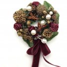 Vintage Christmas Wreath Avant Garde Floral Roses, Pine Cones Faux Pearls Brooch Pin (J1) Vintage Christmas Wreath Avant Garde Floral Roses, Pine Cones Faux Pearls Brooch Pin (J1)