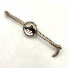 Whip Horse Head in Circular Crystal Costume Jewelry Silver Pin/Brooch (J1)