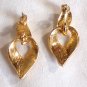 Avon Gold Tone Leaf Pattern Pierced Earrings (BD2)