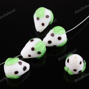20X WHITE STRAWBERRY LAMPWORK GLASS LOOSE BEADS JEWELRY FINDINGS WHOLESALE
