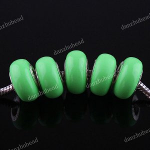 100X WHOLESALE LIGHT GREEN POLYMER CLAY EUROPEAN CHARM BEADS JEWELRY FINDINGS