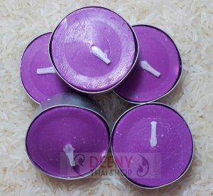 Sakura aromatic candle in cap