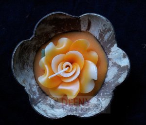 Flower aromatic candle in kala