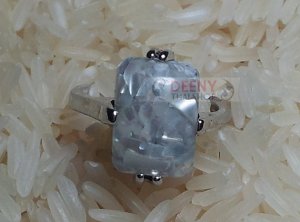 White Stone Ring by handmade 3