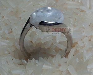White Stone Ring by handmade 2