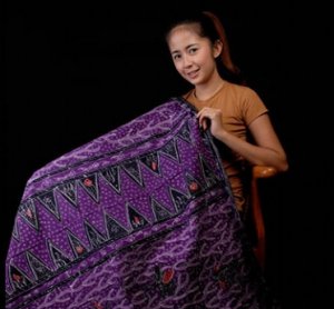 Batik	Tumpal	A-PL-023