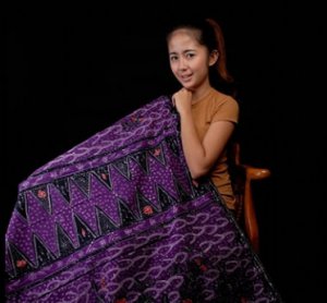 Batik	Tumpal	A-PL-024
