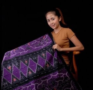 Batik	Tumpal	A-PL-036