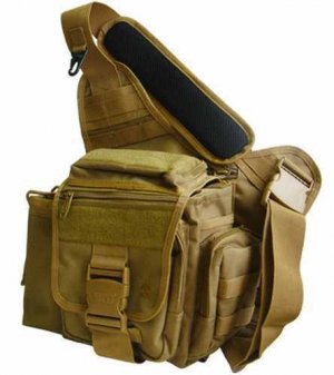 UTG Tactical Messenger Bag Dark Earth - Airsoft Case