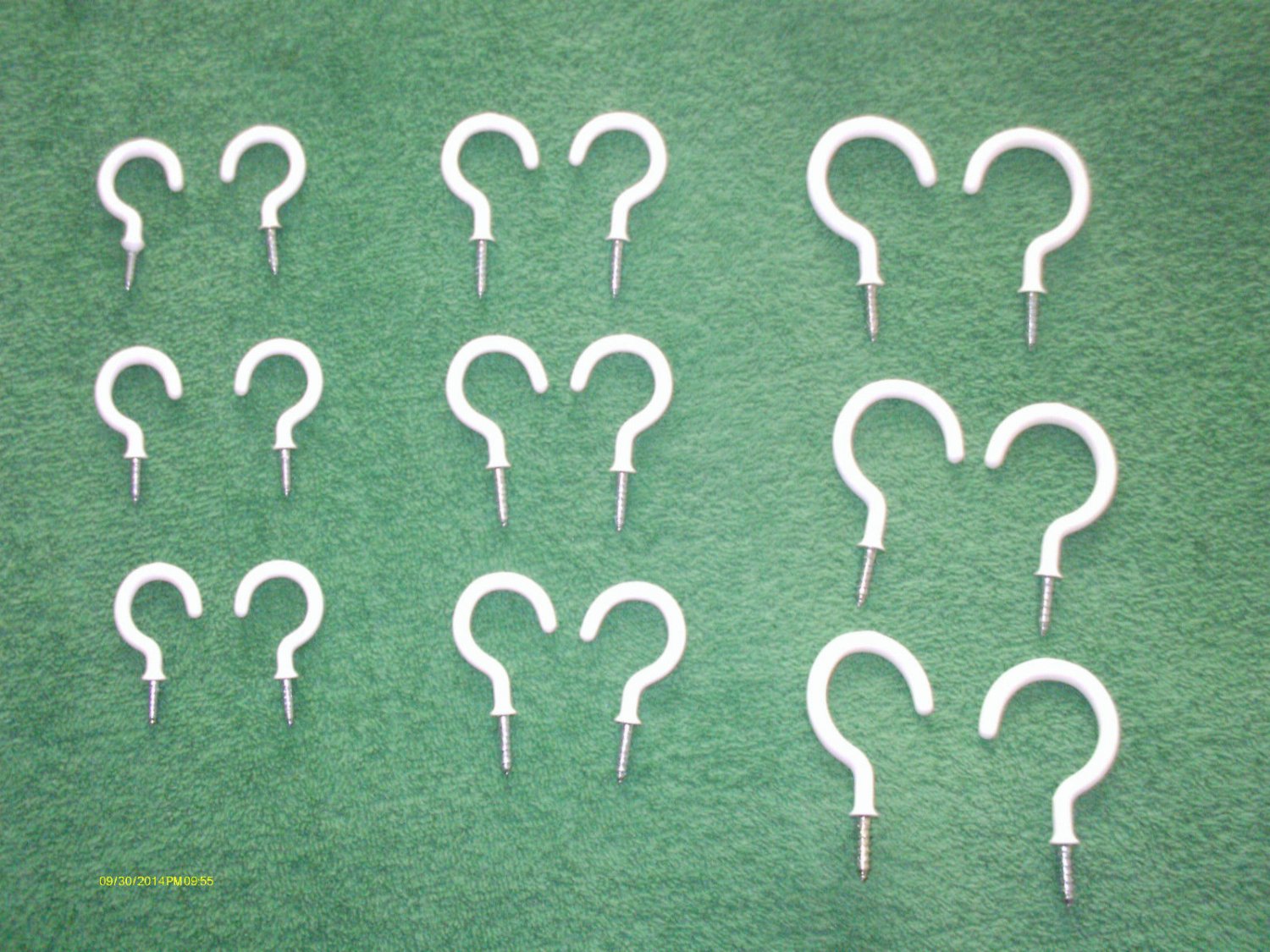 18 PIECES WHITE PVC CUP HOOKS PLANT HANGERS (6) pcs each 1 1/4" -1 1/2" & 2" NEW
