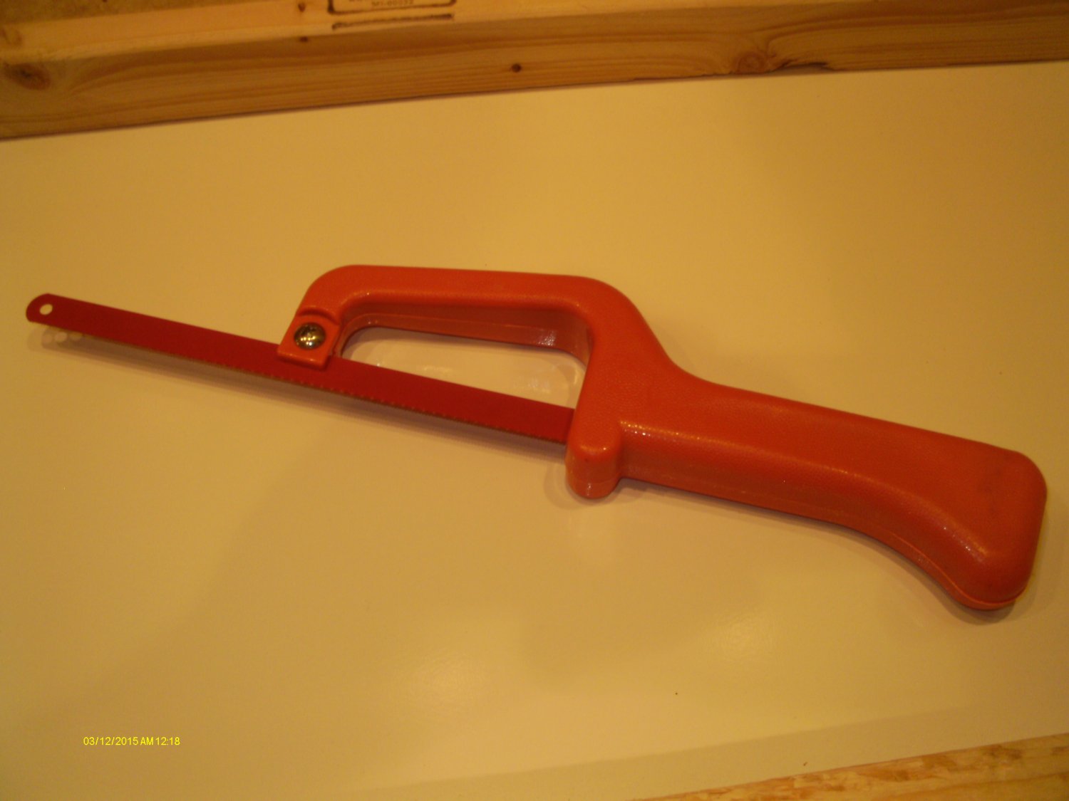 MINI CLOSE QUARTER HACK SAW & BLADE FOR MOLDING, WOOD, PLASTIC, HOBBY PROJECTS