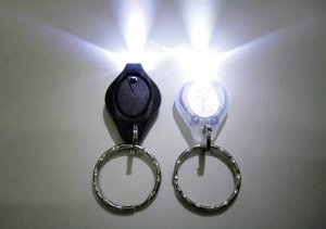 led gift light 1 led mini keychain light PK LED flashlight +free shippping