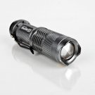 Wholesale Adjustable Focus 200LM CREE Q5 LED Flashlight Torch NEW