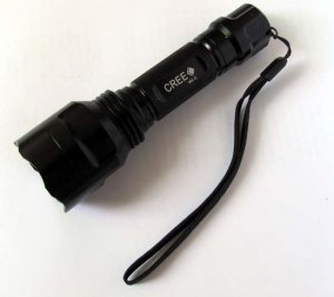 Hiking or Camping Items+Ultrafire C8 CREE MCE 900 Lumen 5 mode LED Flashlight+Free Shipping
