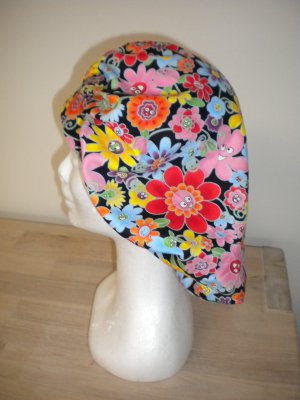 Scrub hat - Bouffant...Happy Flowers