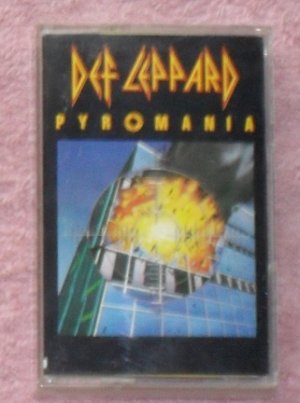 Def Leppard &acirc;�� Pyromania audio Cassette