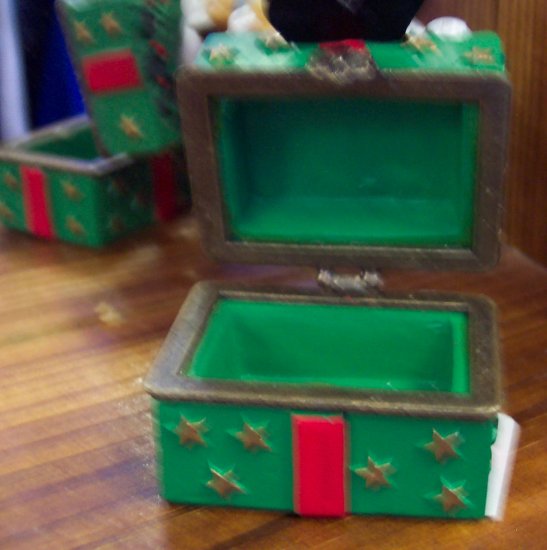 Hershey S Kiss Christmas Trinket Box 2000 Collectible Keepsake Boxes