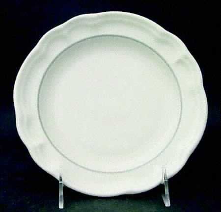 Pfaltzgraff Heirloom Pasta / Vegetable Serving Bowl 8 5/8 inches in