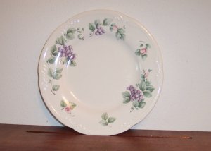 Pfaltzgraff Salad Plates Plate Grapevine Dinnerware Dishes locw18