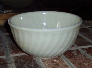 Anchor Hocking FireKing Fire King Ivory Swirl 8 Inch Mixing Bowl #3 Replacement