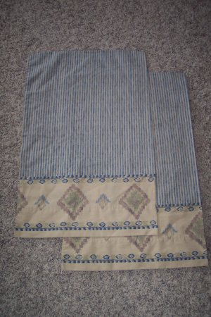 1 Pair of Blue Striped Southwest Pattern Vintage Pillowcases Pillow Case Linens locationw8