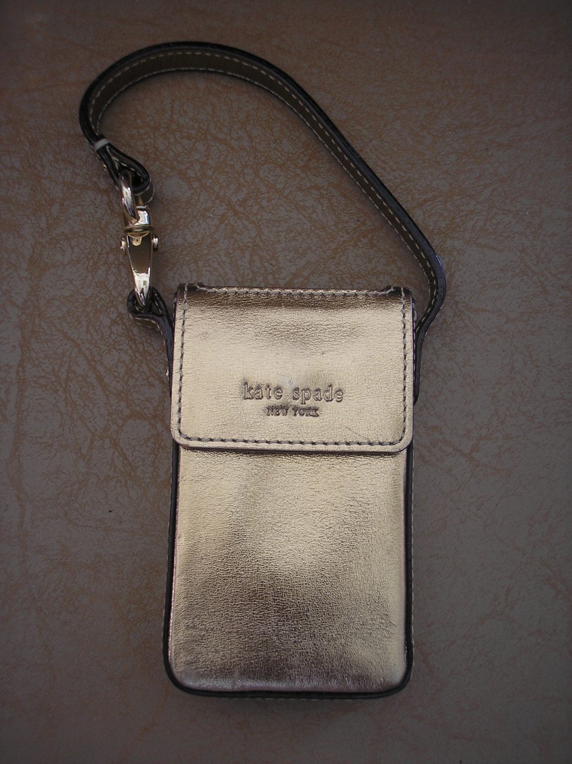 iPOD MINI CASE from DESIGNER, KATE SPADE NEW YORK - AUTHENTIC - GOLD LEATHER - ADORABLE!