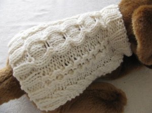 Doggie Sweater - Here is a pattern for a crocheted doggy sweater