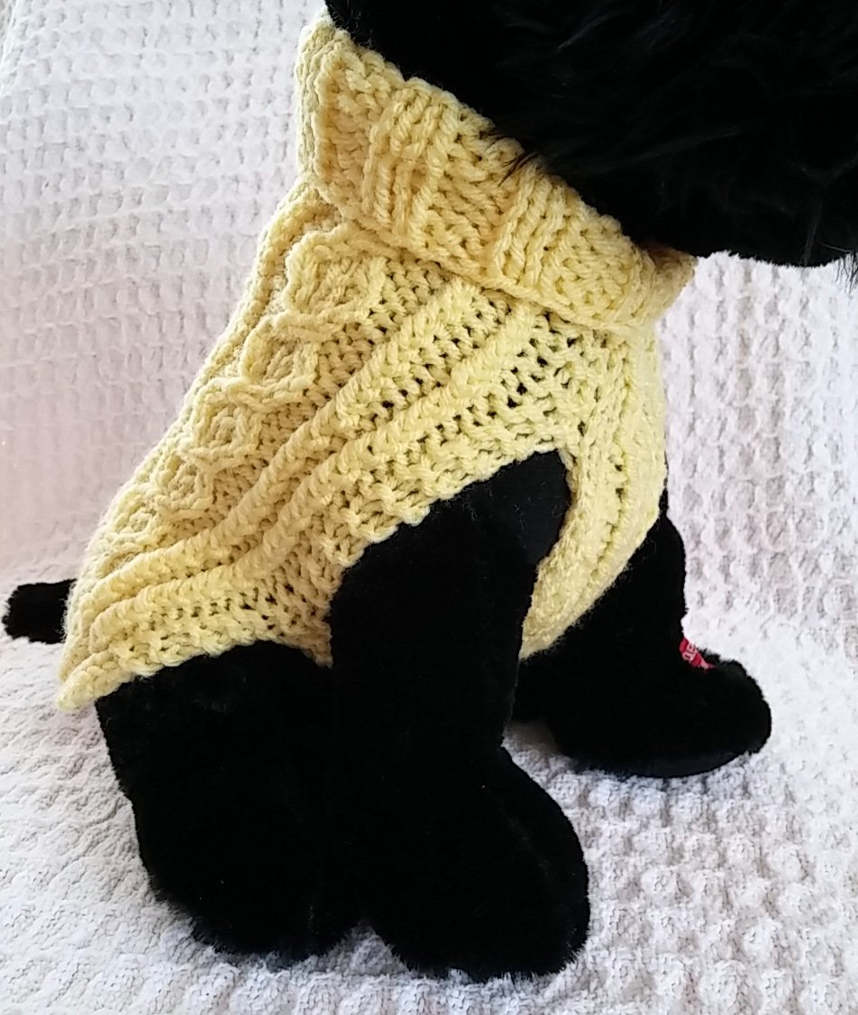 Celtic Triad Dog sweater knitting pattern