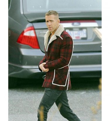 Men's Deadpool Ryan Reynold Shearling Fur Jacket Coat