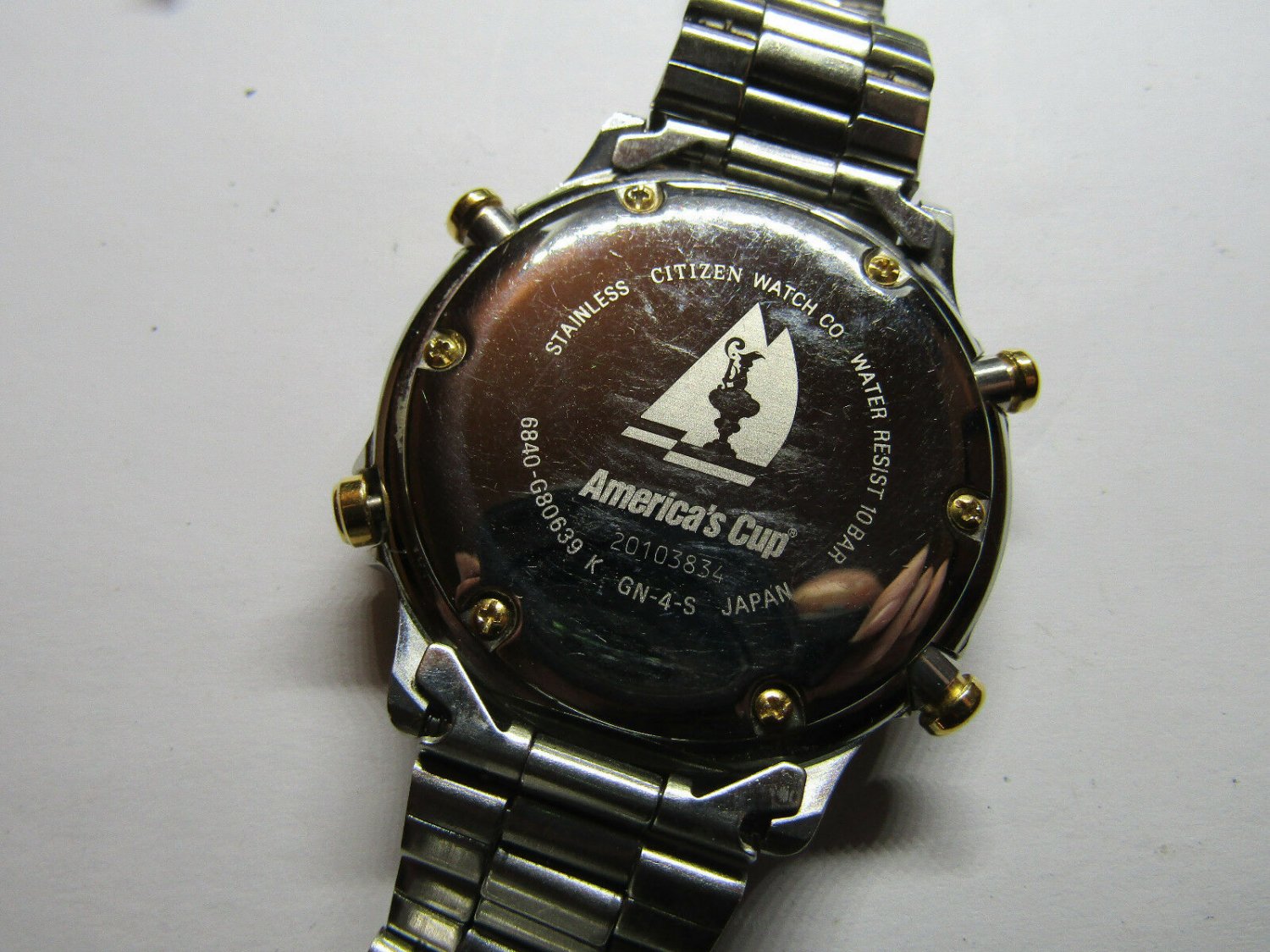 citizen quartz watch wr100