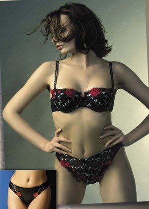 BLACK ROSE- high cut thong