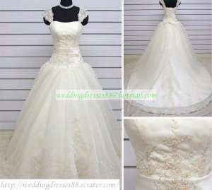 A-line Cap Sleeves Ivory Organza Ruffled Applique Beaded Chapel Train Wedding Dress Bridal Gown S16