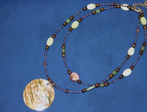 Double-strand shell pendant