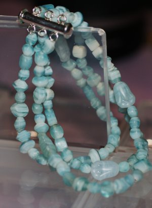 Triple strand shell