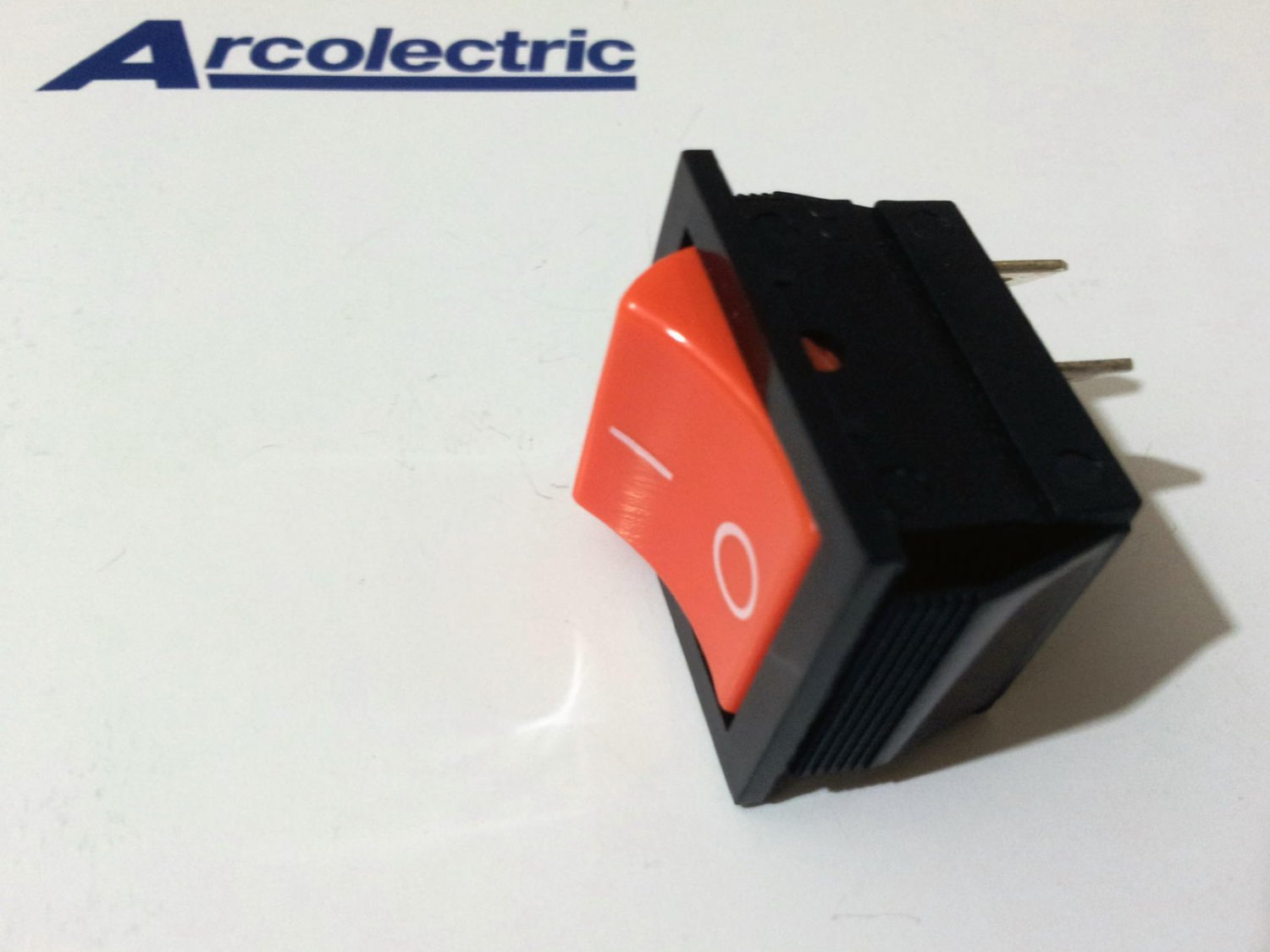 Arcolectric High Inrush Rocker Switch(Orange) 16(4)A 250V T85 1E4 (Lot ...
