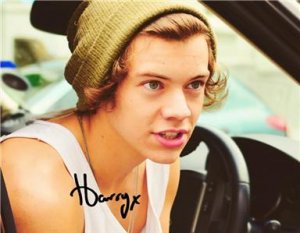 HARRY STYLES SIGNED PHOTO 8X10 RP AUTOGRAPHED ONE DIRECTION **