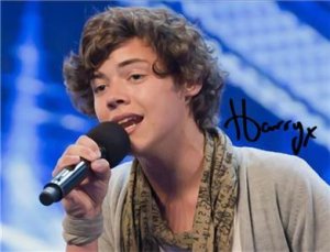 HARRY STYLES SIGNED PHOTO 8X10 RP AUTOGRAPHED ** ONE DIRECTION **