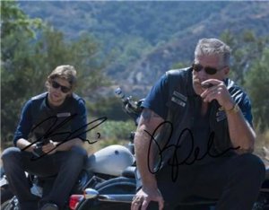 JOHNNY LEWIS RON PERLMAN DUAL SIGNED PHOTO 8X10 RP AUTOGRAPHED * SONS OF ANARCHY