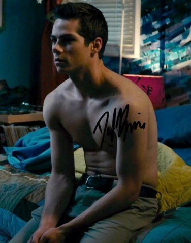 DYLAN O"BRIEN SIGNED POSTER PHOTO 8X10 RP AUTOGRAPHED TEEN WOLF
