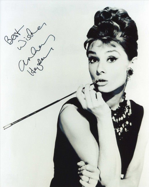 AUDREY HEPBURN SIGNED PHOTO 8X10 RP AUTOGRAPHED * Breakfast at Tiffany's