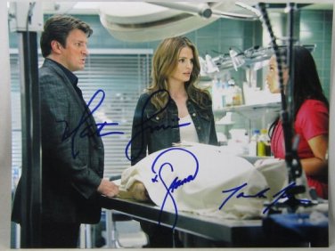 CASTLE CAST NATHAN FILLION STANA KATIC SIGNED PHOTO RP 8X10 AUTOGRAPHED