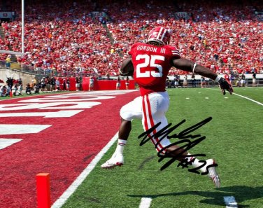 * MELVIN GORDON SIGNED PHOTO 8X10 RP AUTOGRAPHED WISCONSIN BADGERS