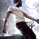 DONALD GLOVER " CHILDISH GAMBINO " SIGNED PHOTO 8X10 RP AUTOGRAPHED
